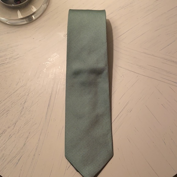 Brooks Brothers Silk Tie - Picture 2 of 4